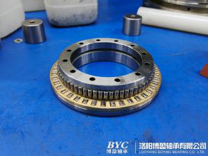 如何解決yrt轉台軸承運轉不靈活的現象